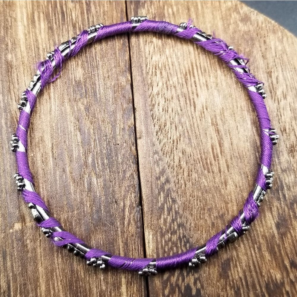 Purple wrapped thread gypsy bangle B927